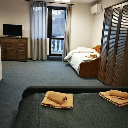Πανσιόν Youtopia Riverside